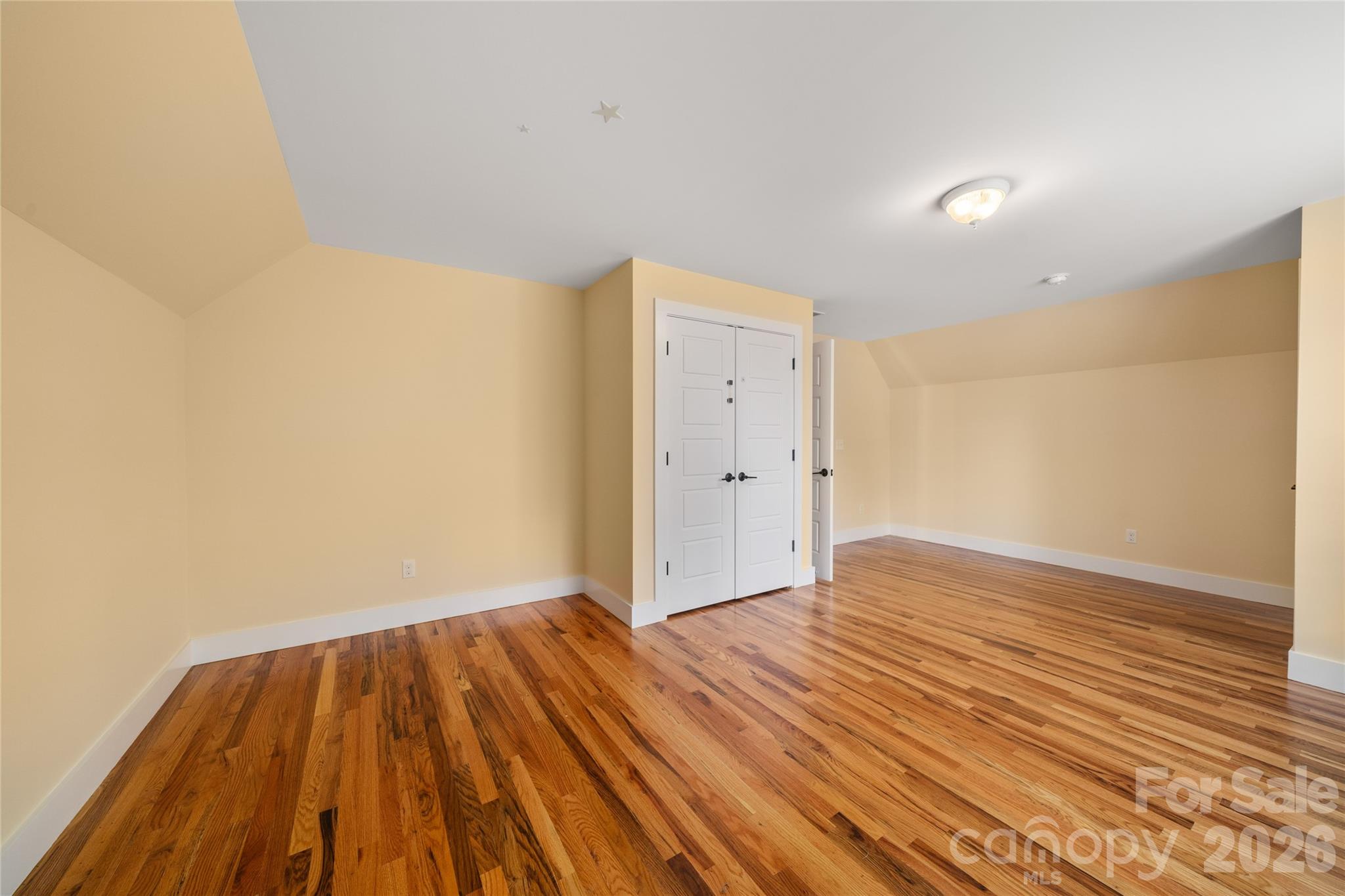 73 Downing Street Property Photo 15