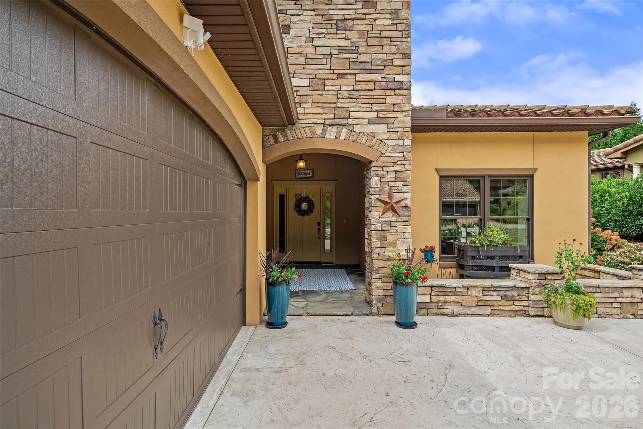 25 Ocaso Drive Property Photo 2