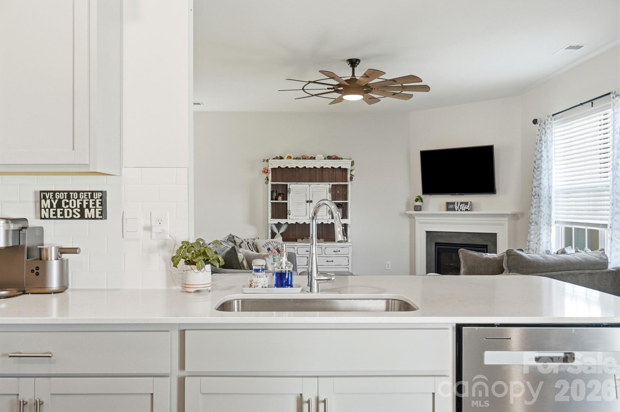170 Giant Oak Avenue Property Photo 9
