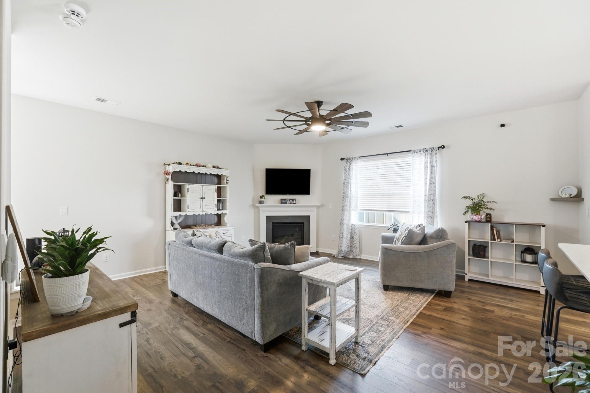 170 Giant Oak Avenue Property Photo 10