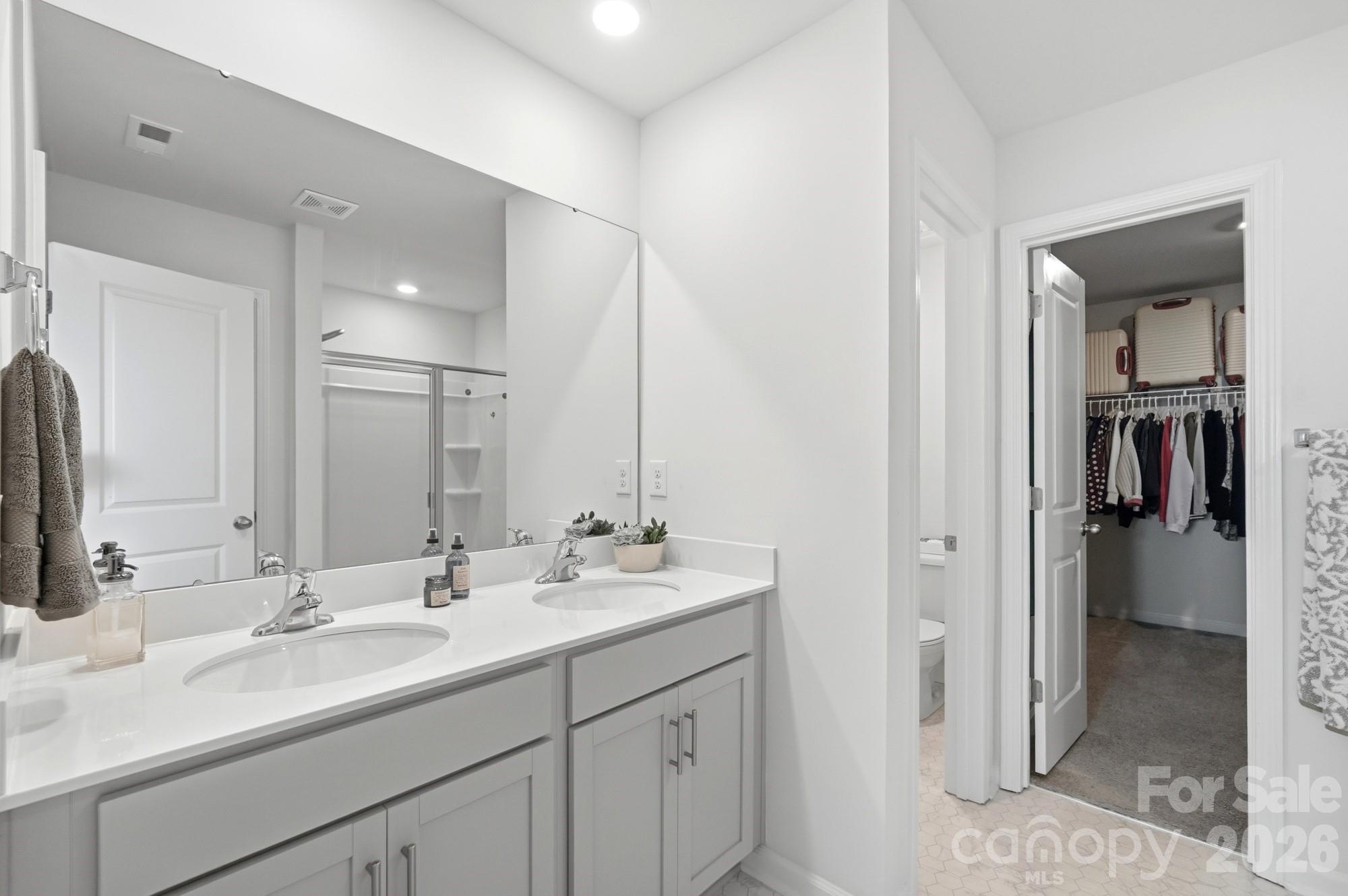 170 Giant Oak Avenue Property Photo 10