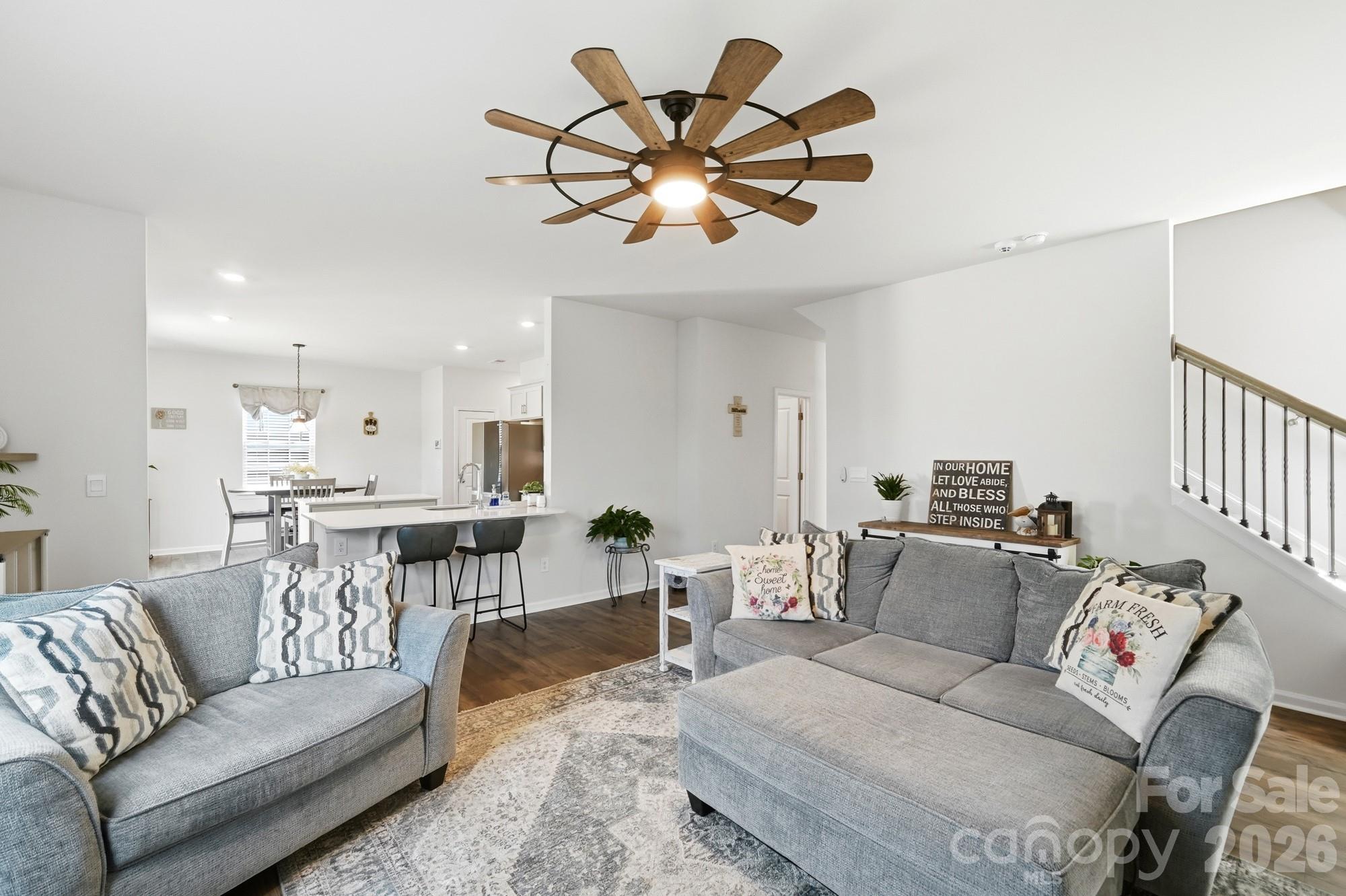 170 Giant Oak Avenue Property Photo 11