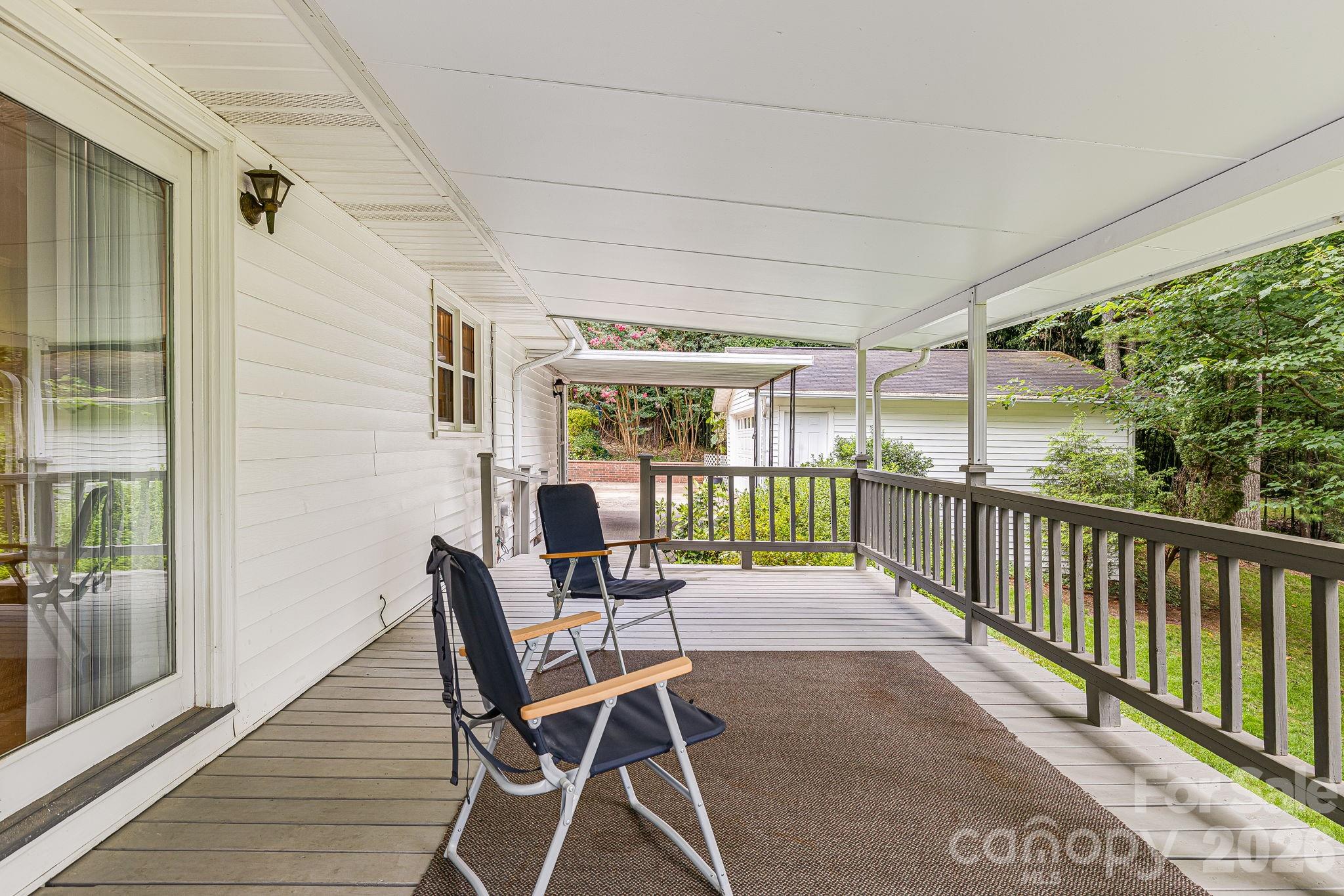 38 Westridge Drive Property Photo 4