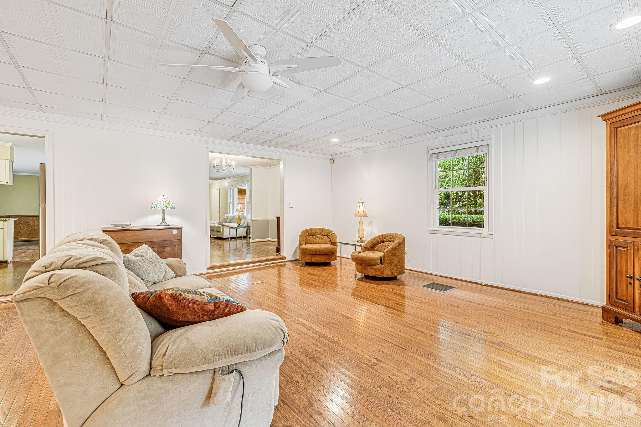38 Westridge Drive Property Photo 8