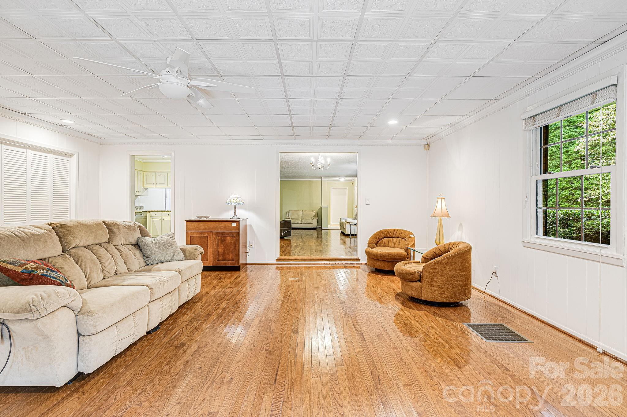 38 Westridge Drive Property Photo 9