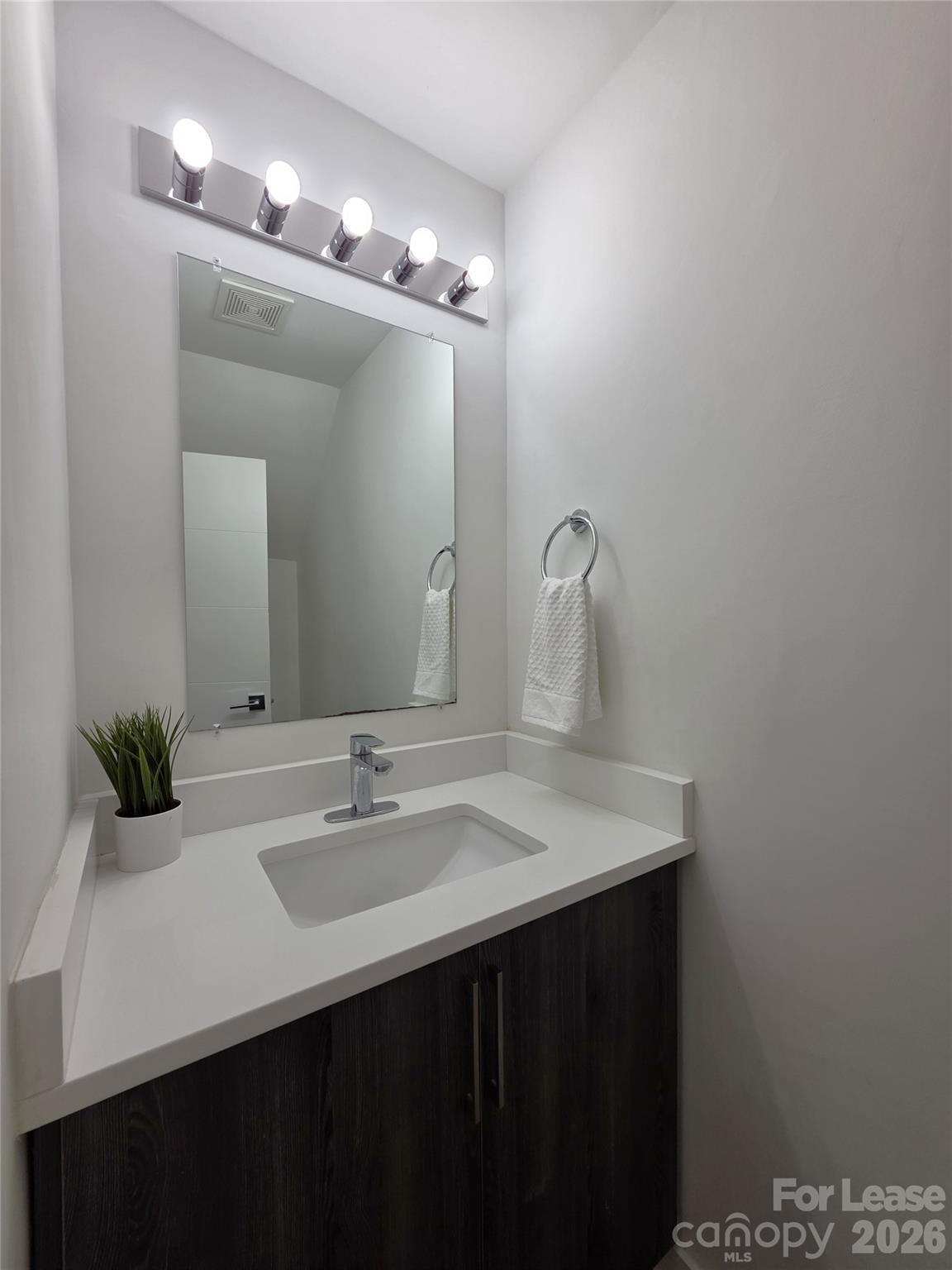 1525 Briar Creek Road B Property Photo 6