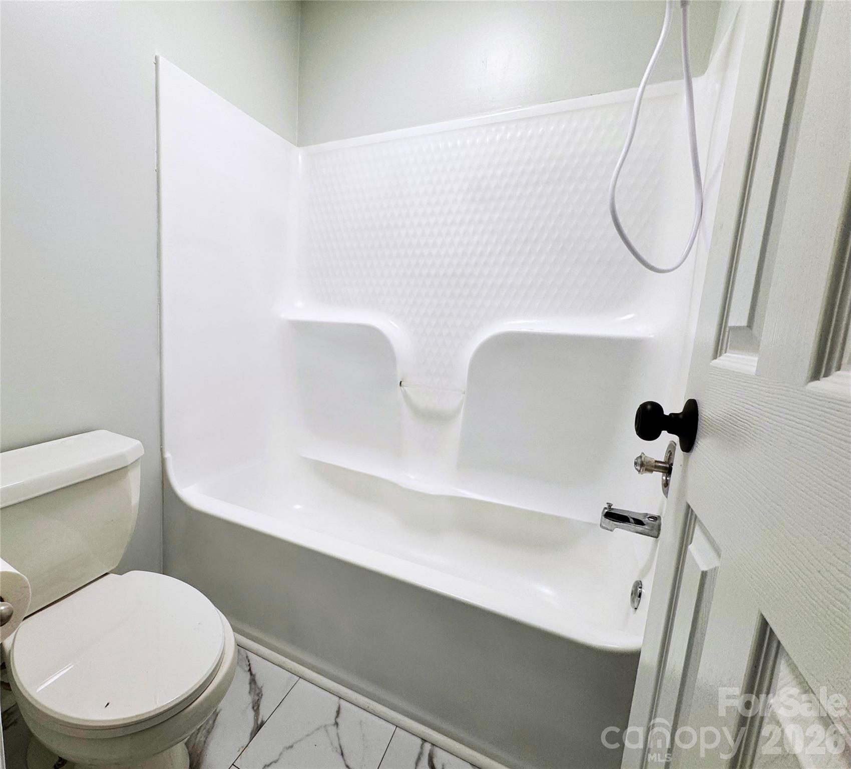 1801 Bridgewood Drive Property Photo 30