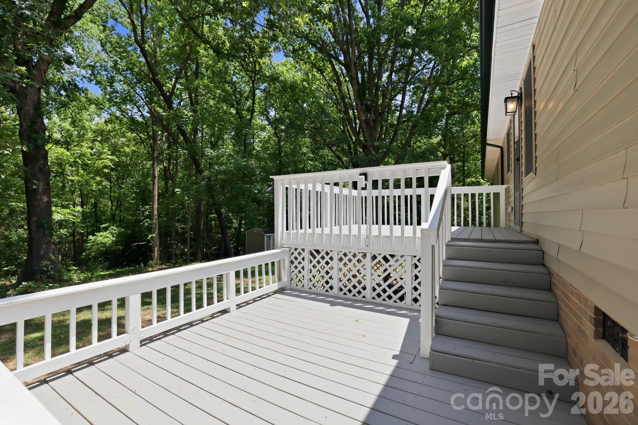 1801 Bridgewood Drive Property Photo 33