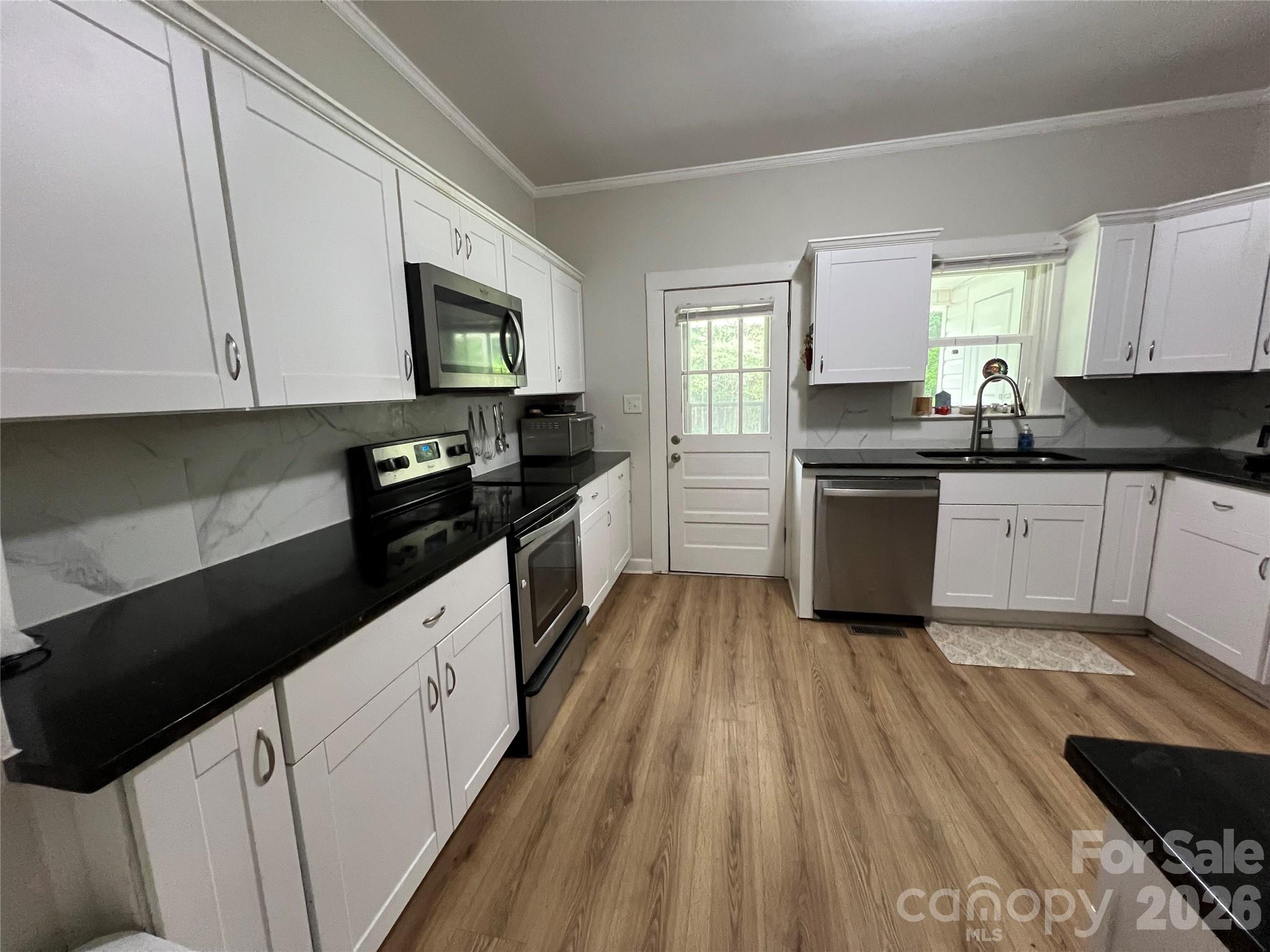 473 Boss Moore Road Property Photo 10