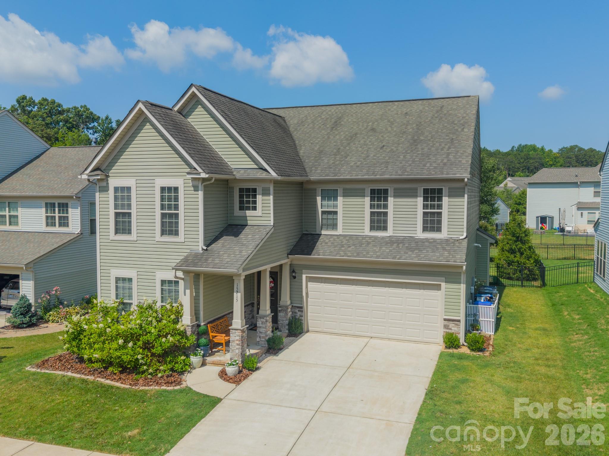 15215 Colonial Park Drive Property Photo 2