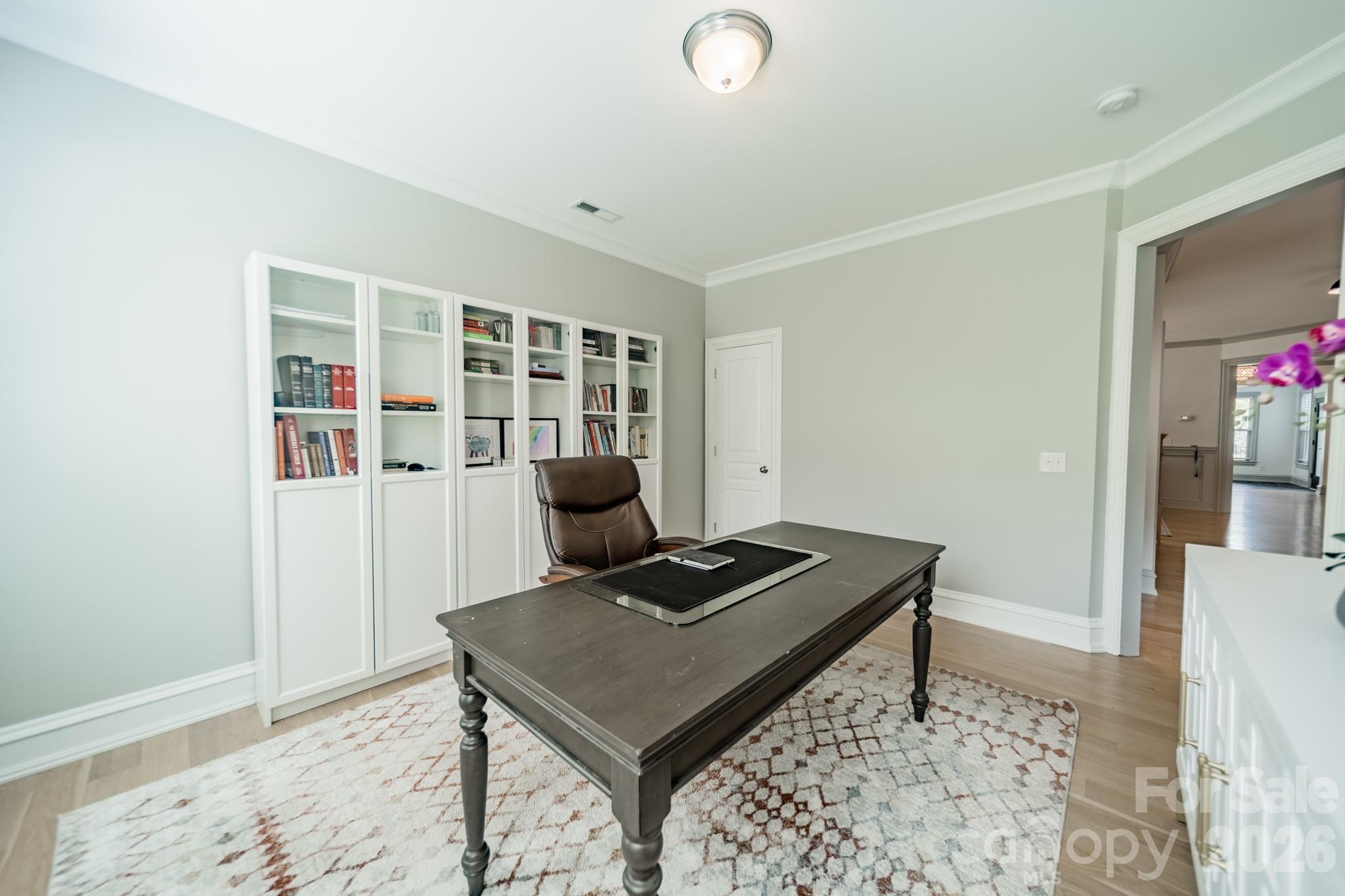 15215 Colonial Park Drive Property Photo 12