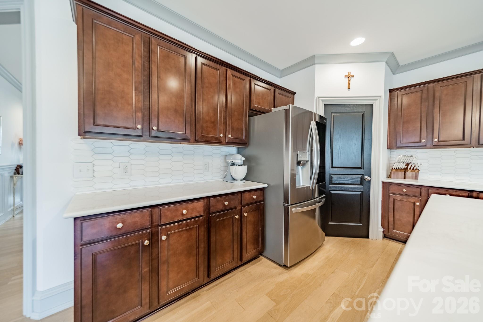 15215 Colonial Park Drive Property Photo 21