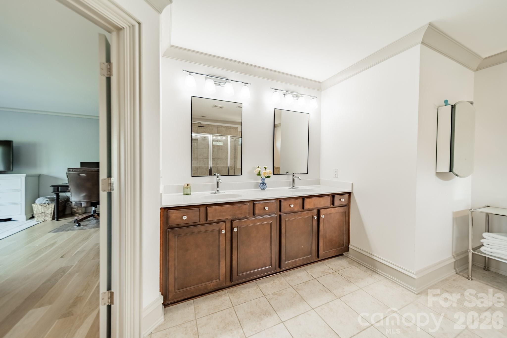 15215 Colonial Park Drive Property Photo 41