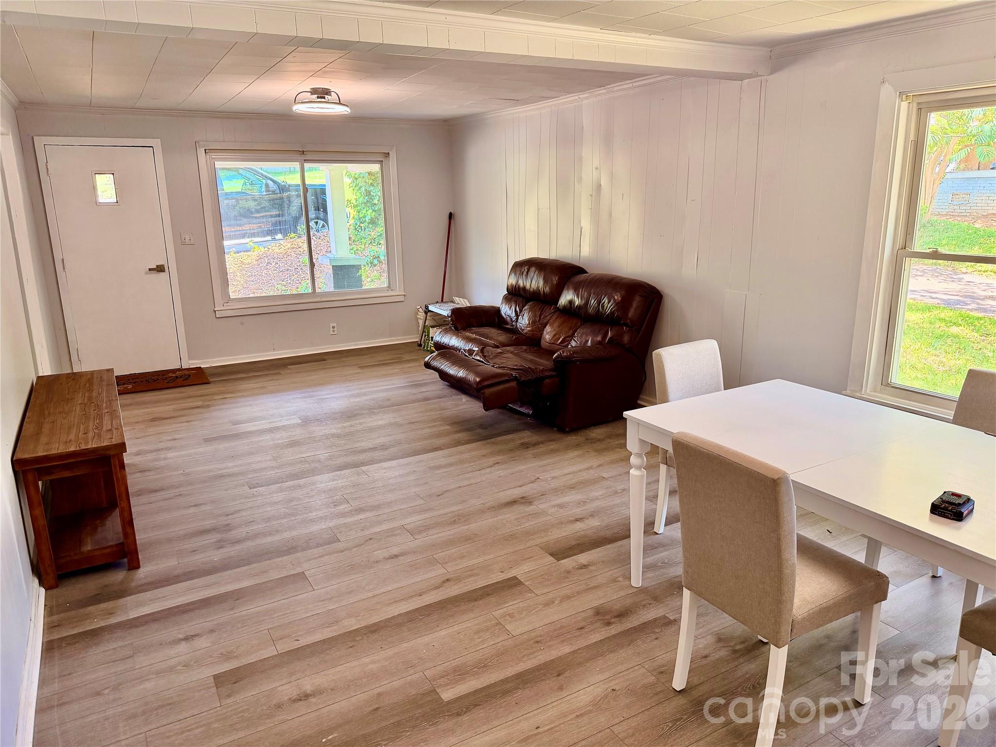 321 Cline Avenue Property Photo 7