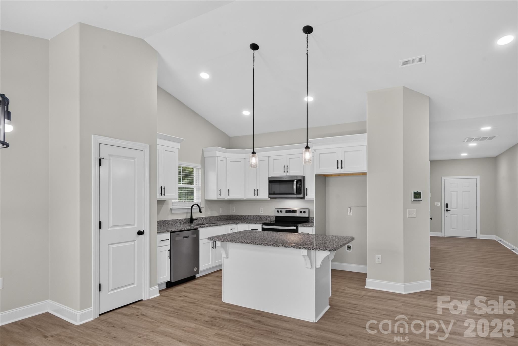 687 Deadmon Road Property Photo 22