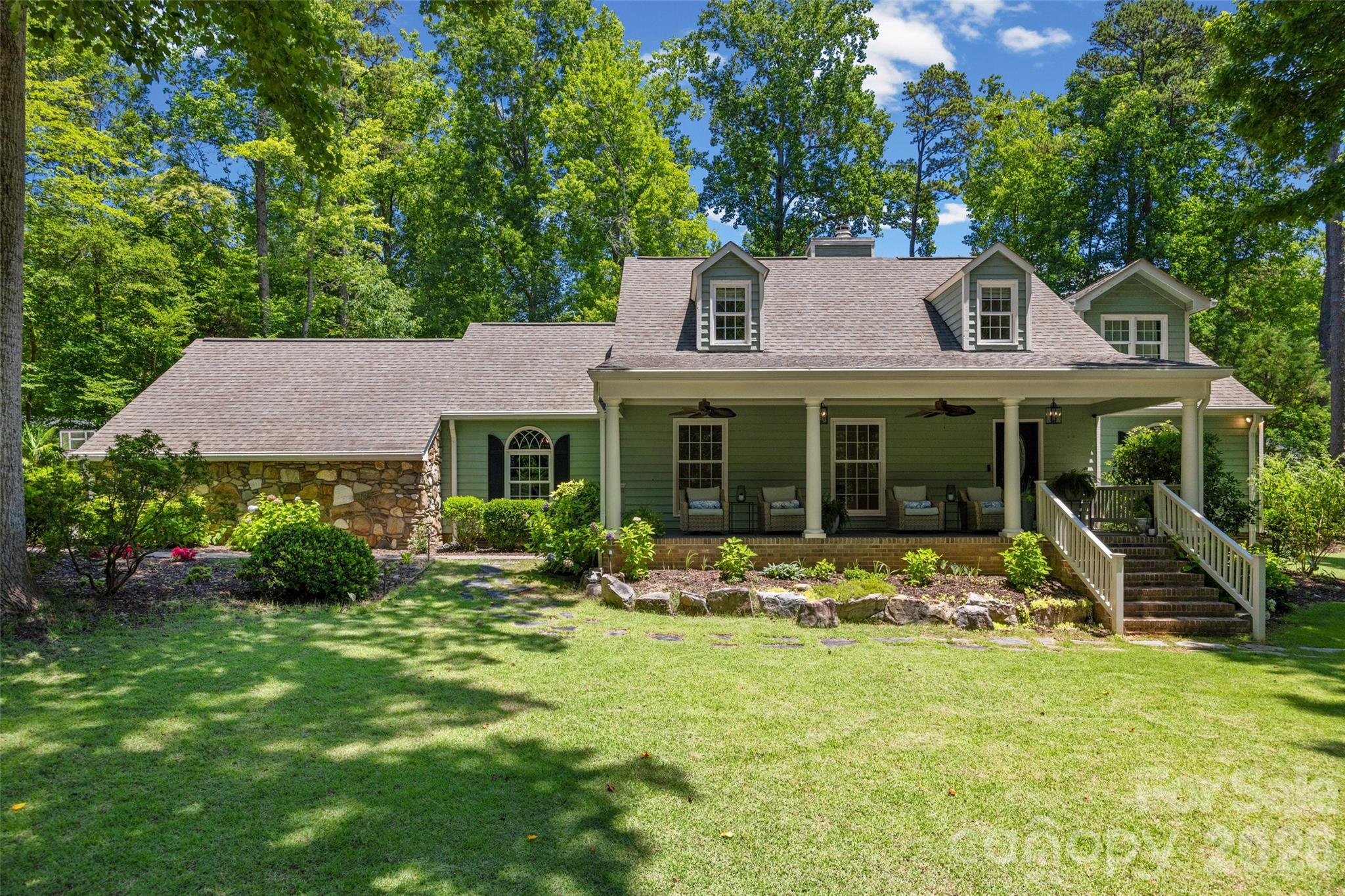 2 Pine Point Road Property Photo 1