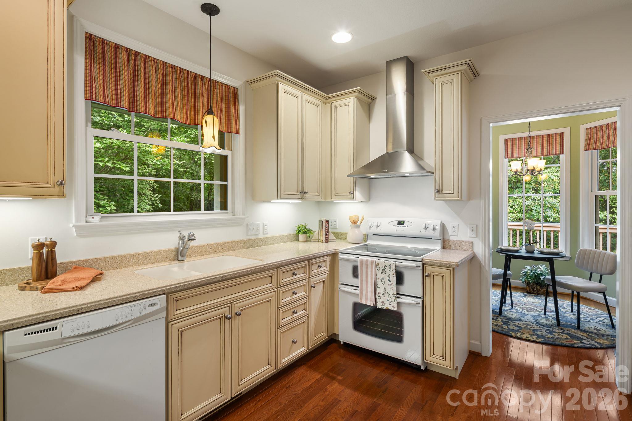 95 Ashworth Drive Property Photo 11