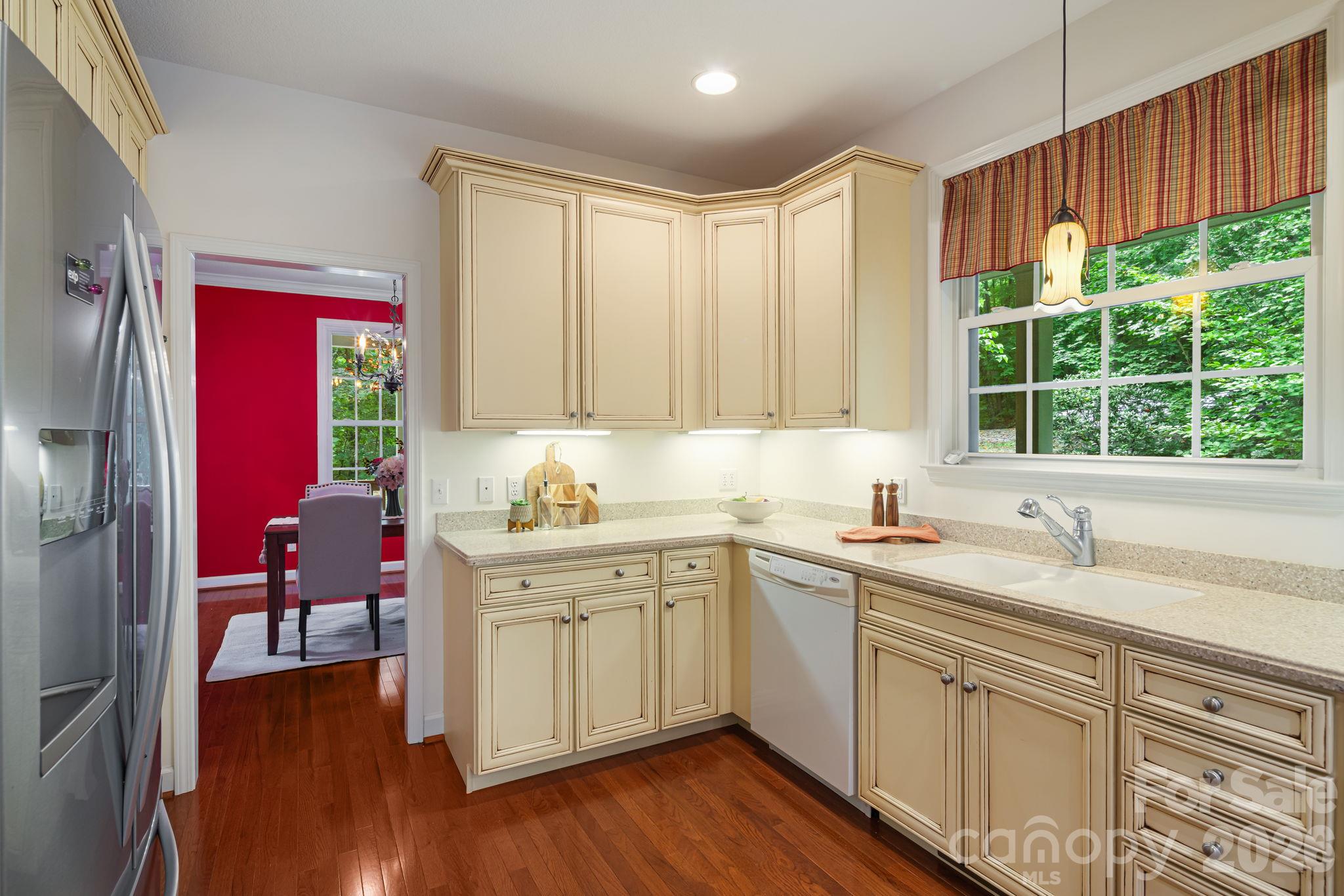 95 Ashworth Drive Property Photo 13