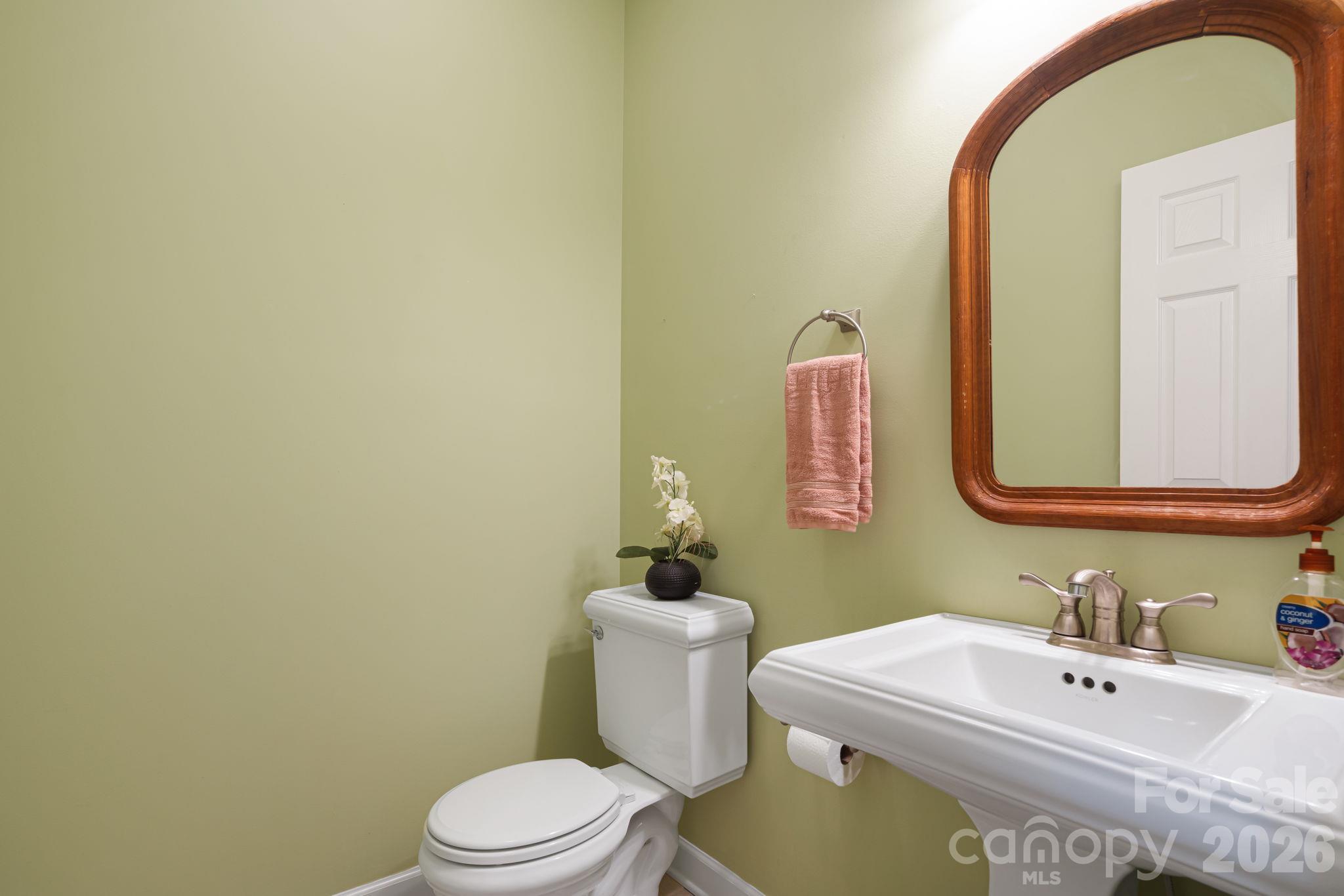 95 Ashworth Drive Property Photo 20