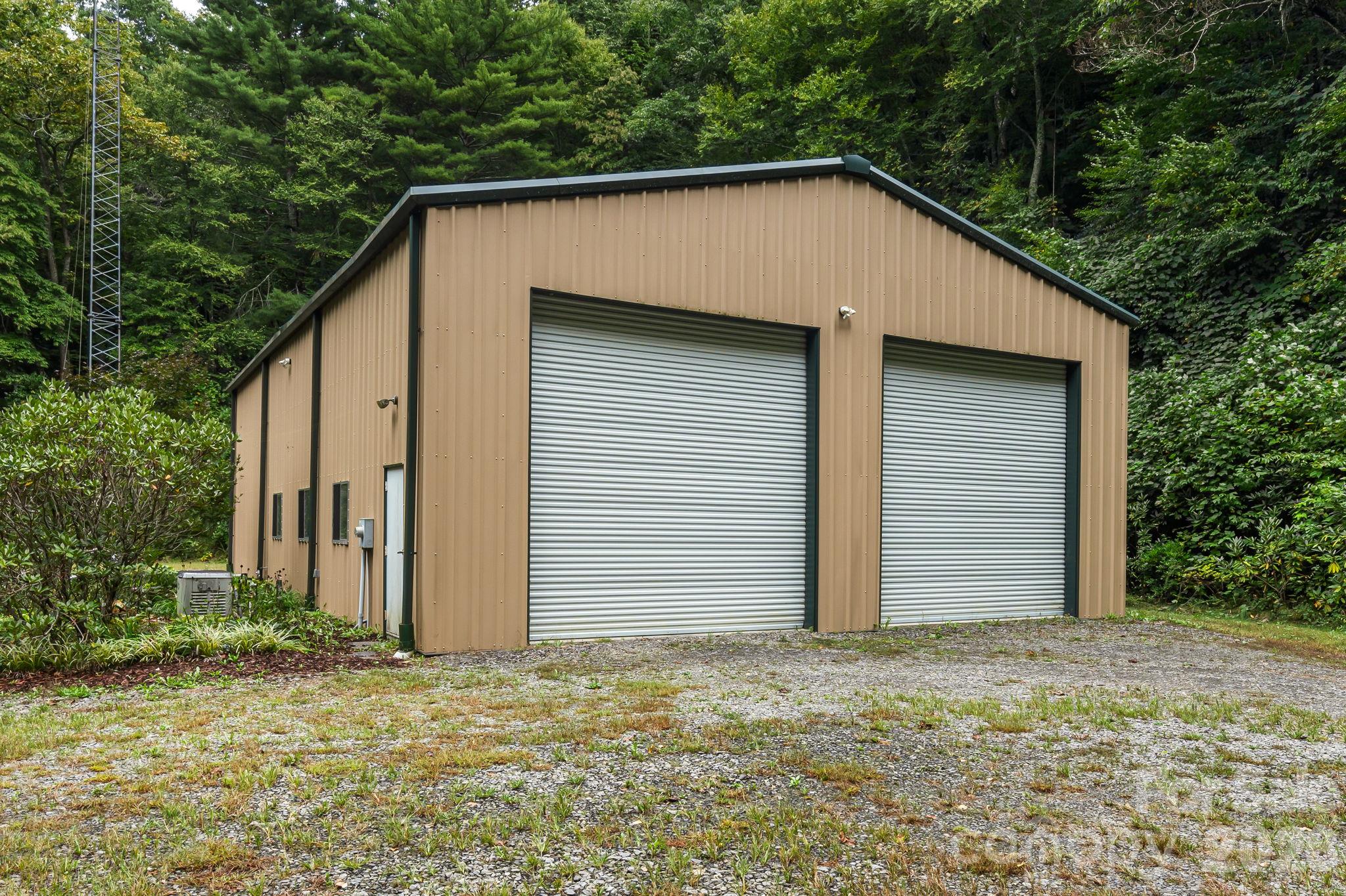 95 Ashworth Drive Property Photo 37