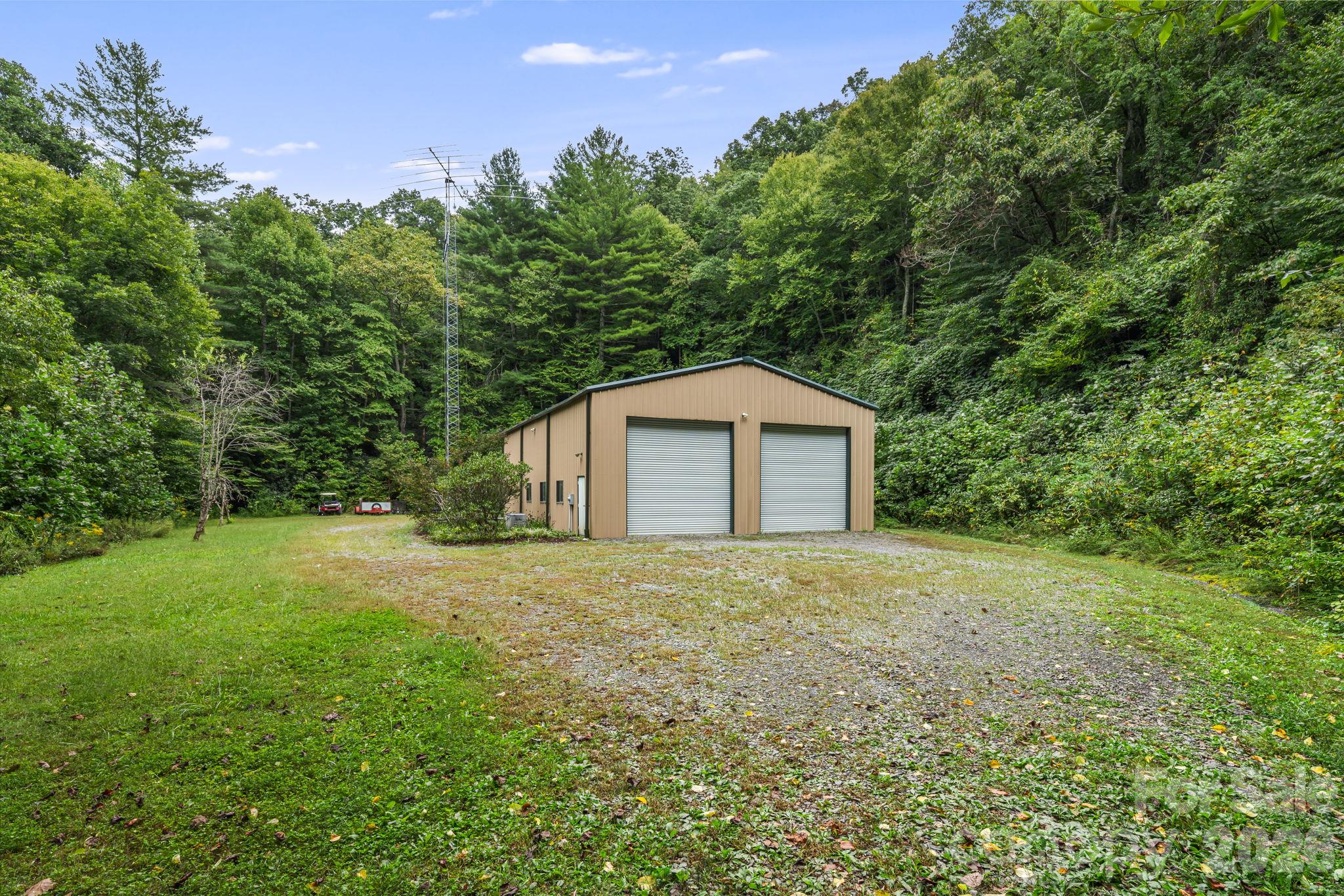 95 Ashworth Drive Property Photo 38