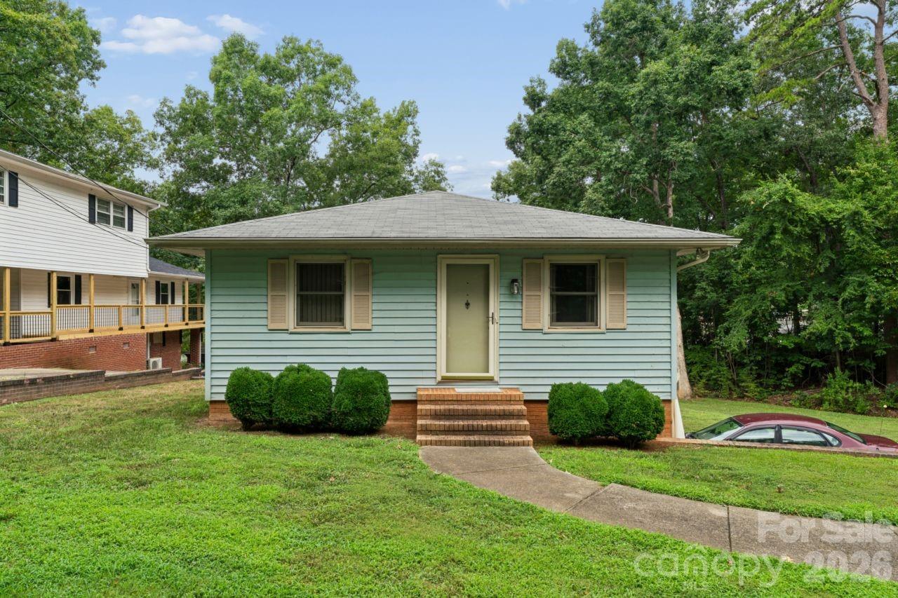 9781 Pine Tree Road Property Photo 10