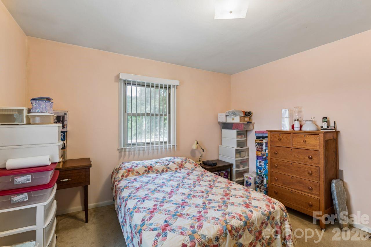 9781 Pine Tree Road Property Photo 32