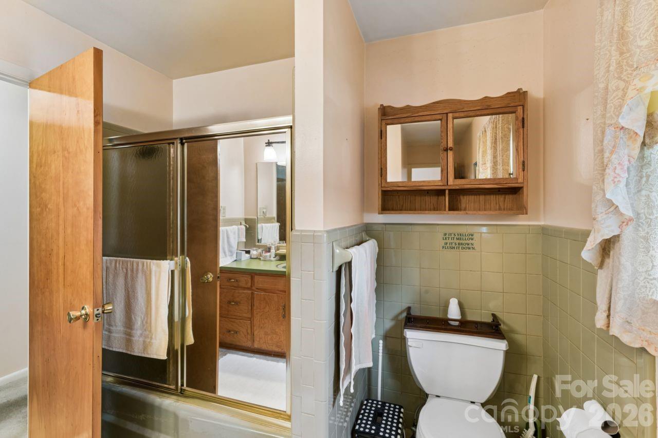9781 Pine Tree Road Property Photo 34