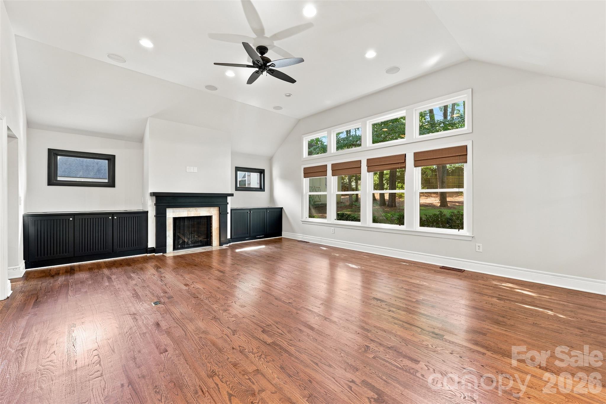 4467 Woodlark Lane Property Photo 6