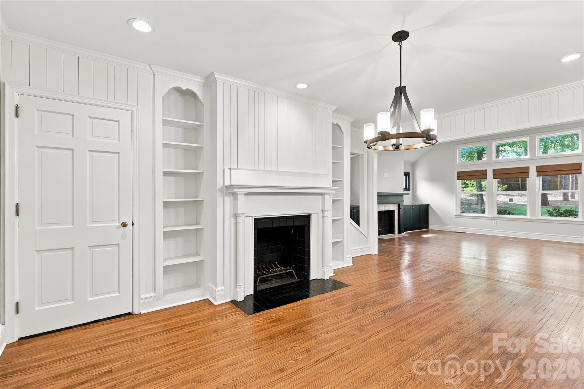 4467 Woodlark Lane Property Photo 13