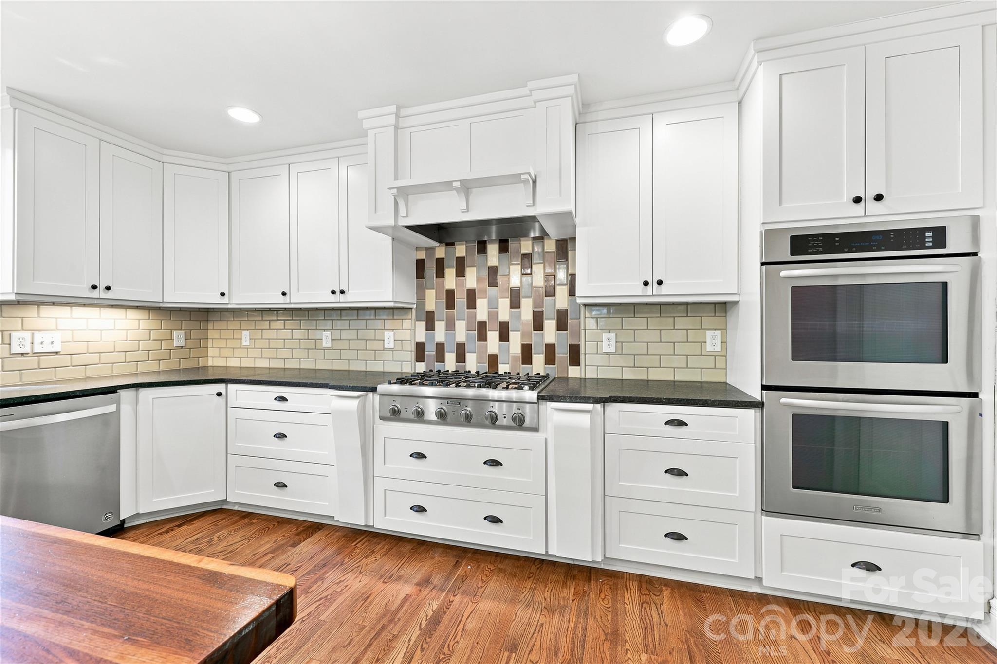 4467 Woodlark Lane Property Photo 19