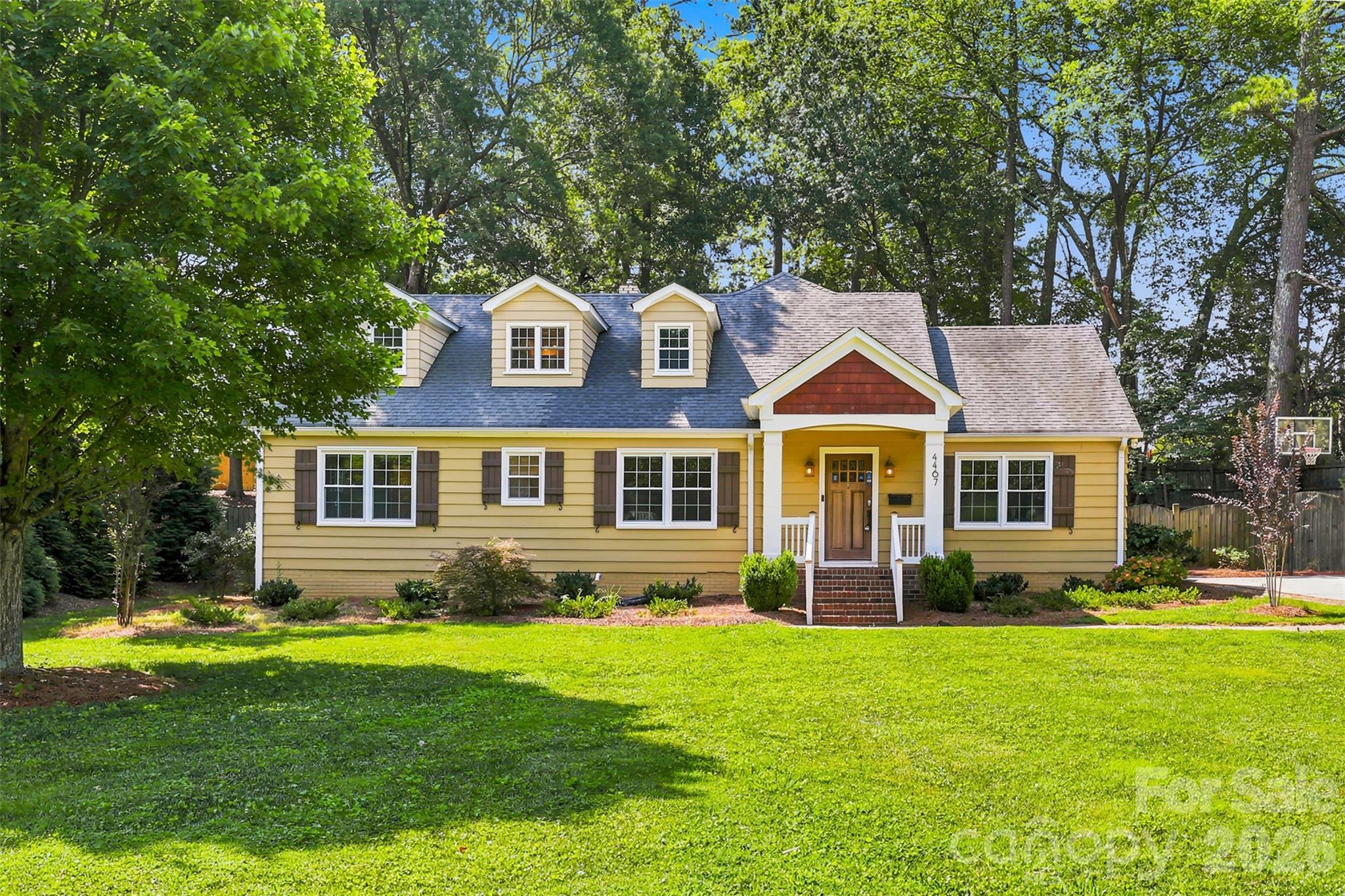 4467 Woodlark Lane Property Photo 33