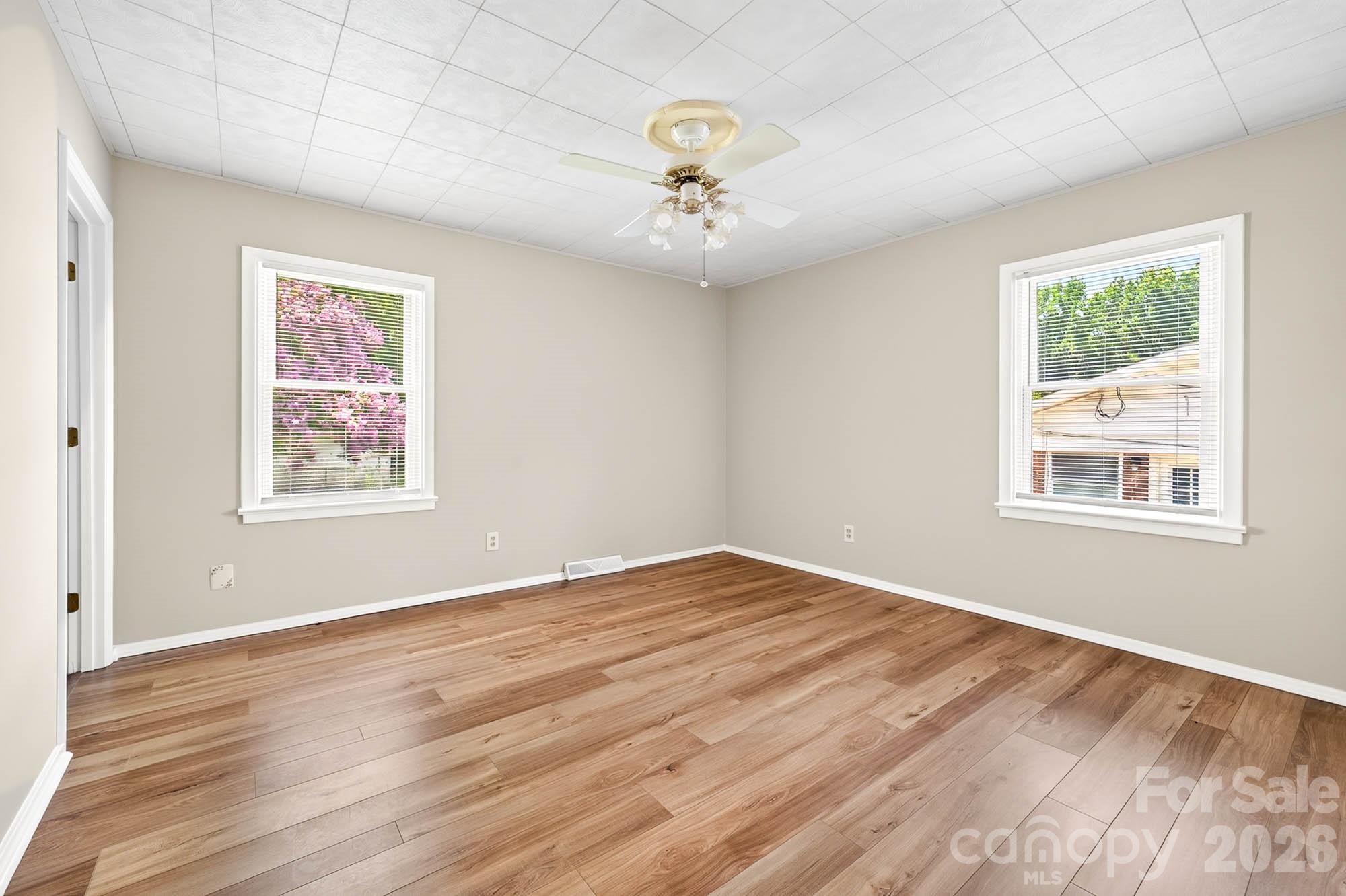 4723 Northaven Drive Property Photo 16