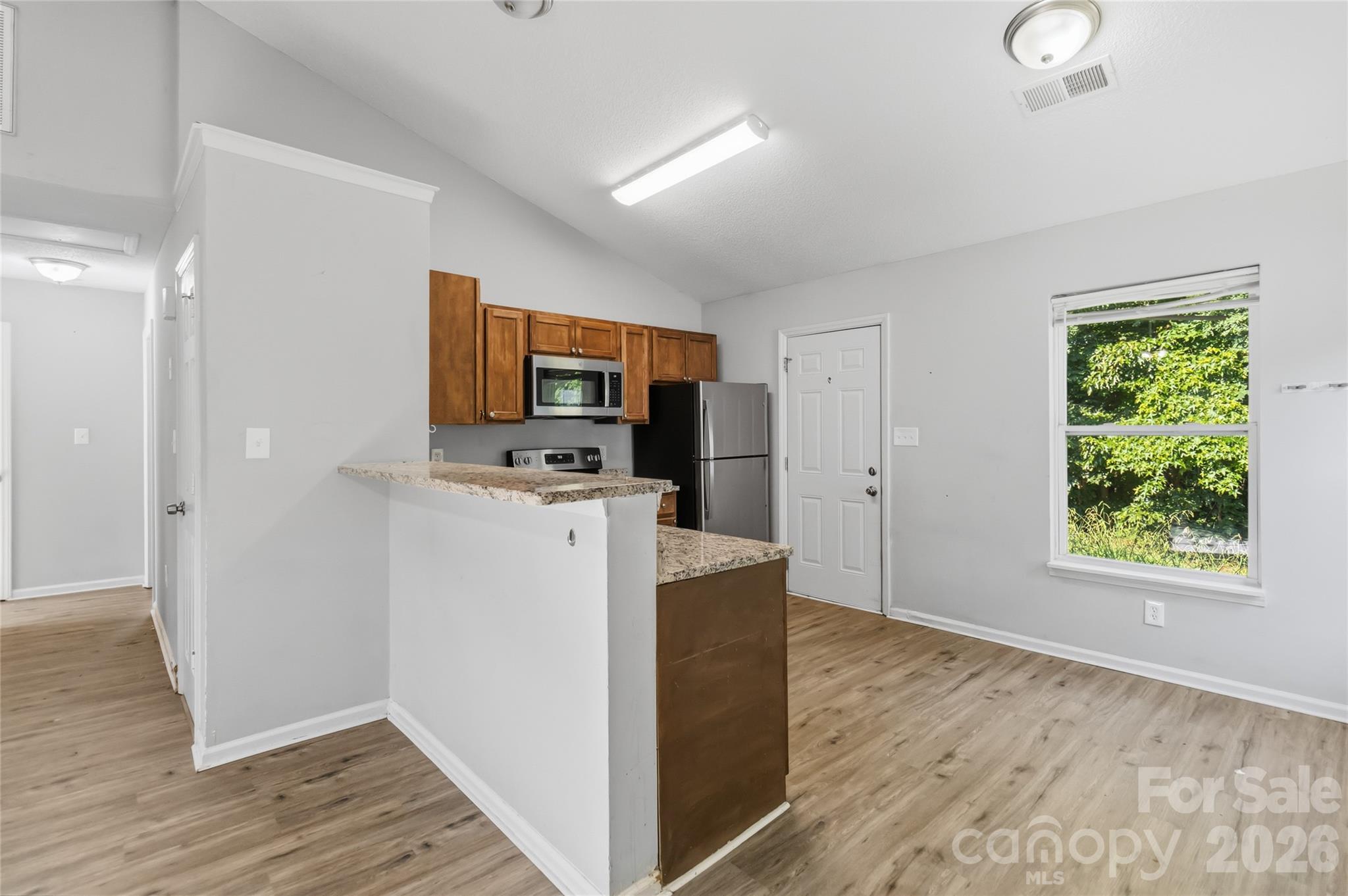 6421 Elgywood Lane Property Photo 4