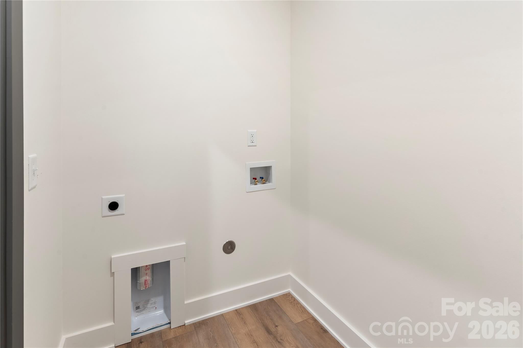 3161 Huffman Street Property Photo 3