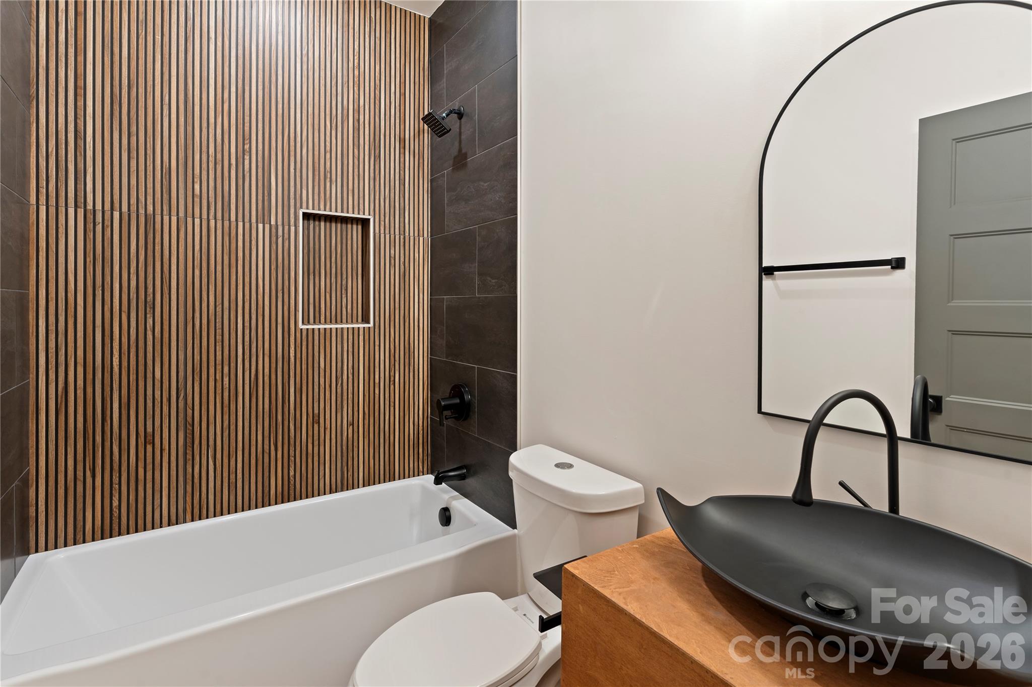 3161 Huffman Street Property Photo 7