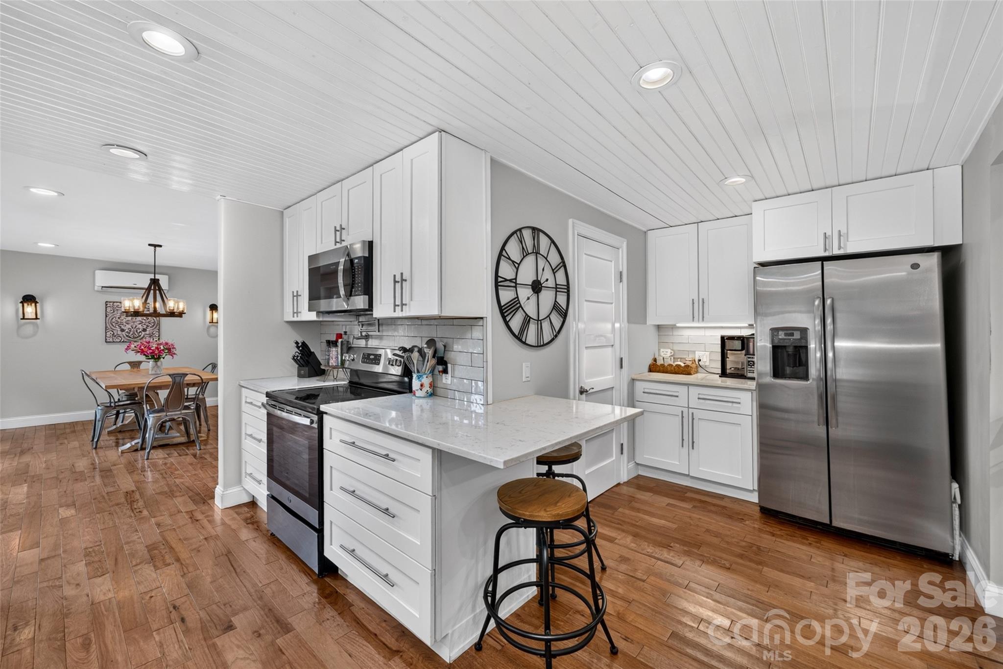 3882 New Leicester Highway Property Photo 17