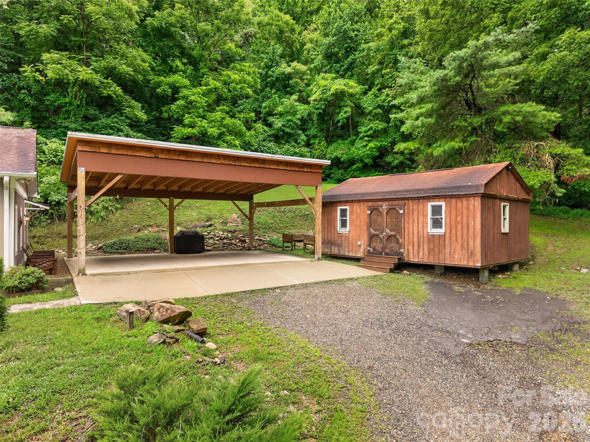 3882 New Leicester Highway Property Photo 41