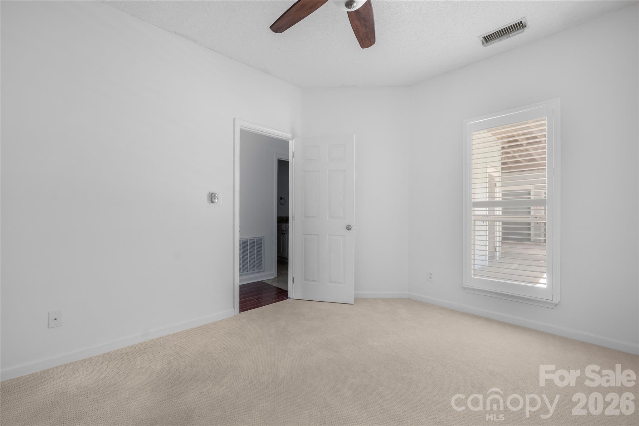 18840 Nautical Drive 64 Property Photo 37