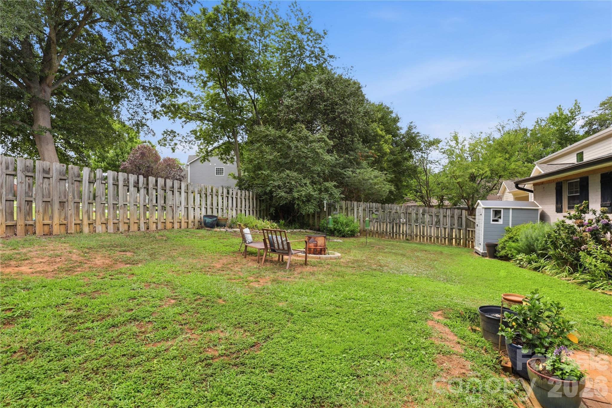 21013 Entrada Drive Property Photo 24