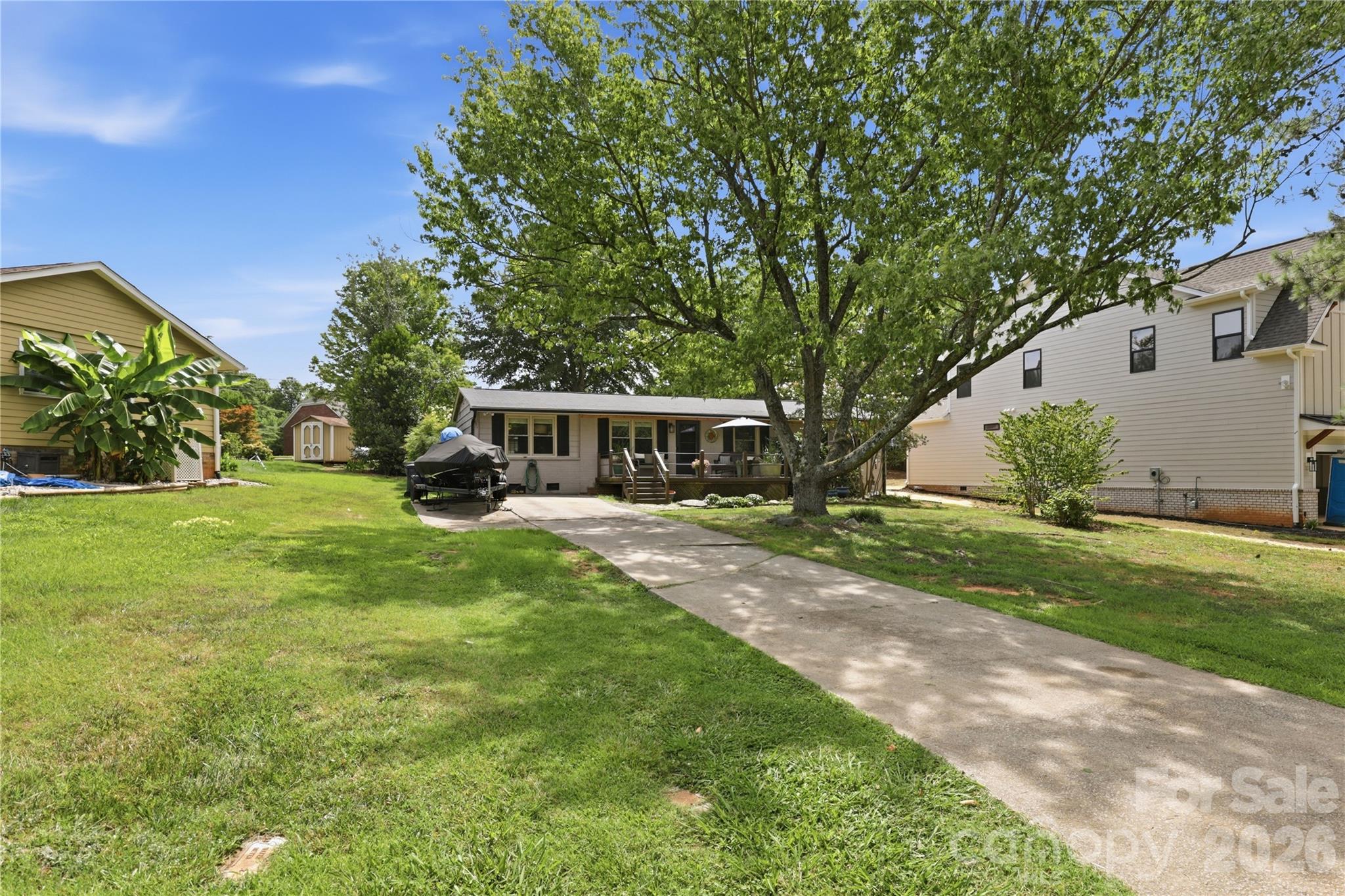 21013 Entrada Drive Property Photo 30