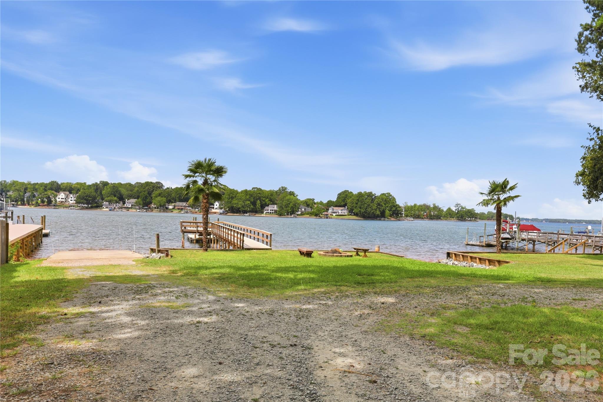 21013 Entrada Drive Property Photo 32