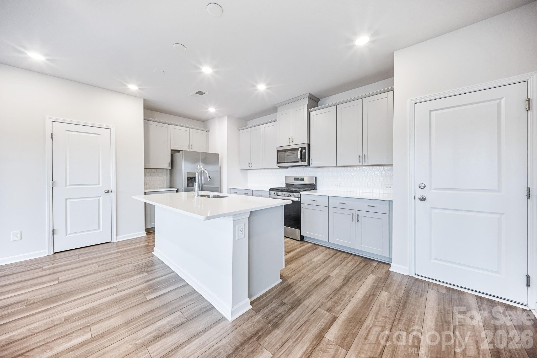4203 Evening Trail Property Photo 11