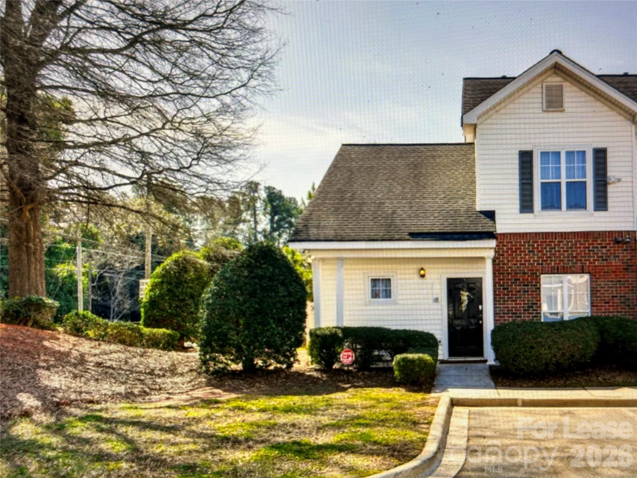 6420 Mallard View Lane Property Photo 1