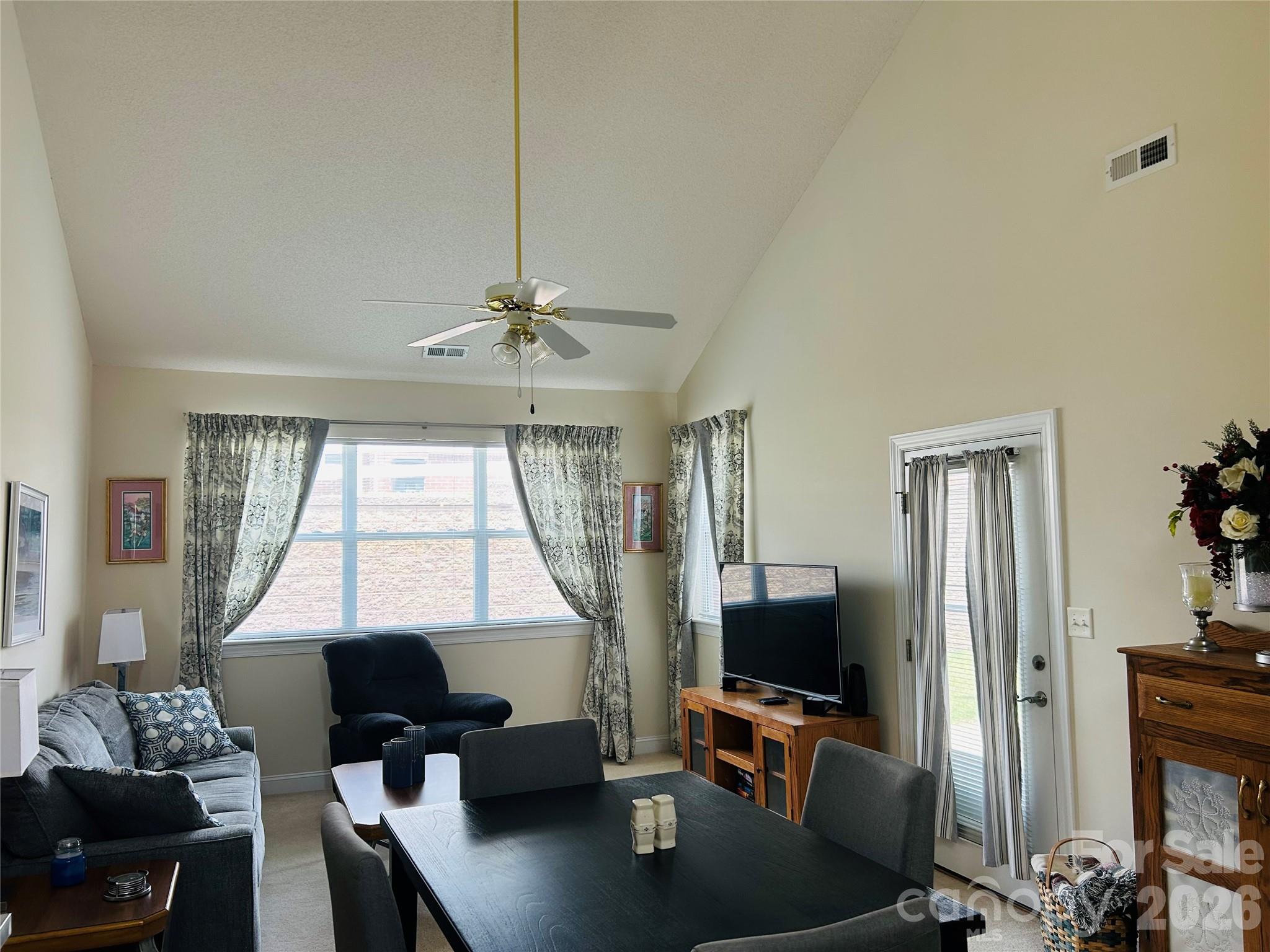 6277 Iris Court Property Photo 8
