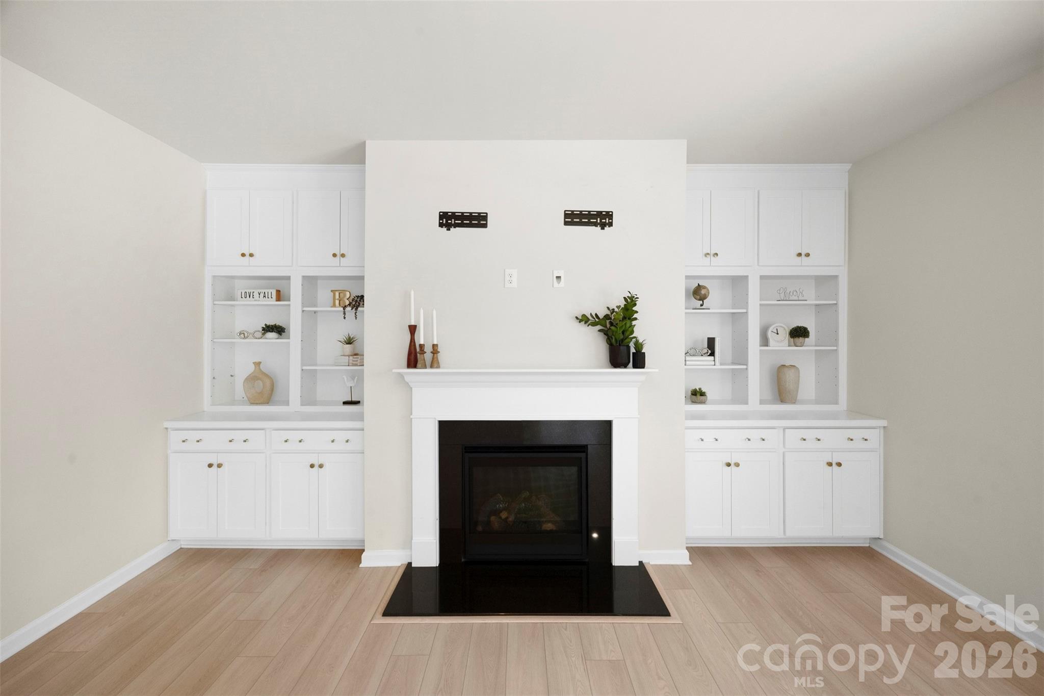 4044 Whipcord Drive Property Photo 15