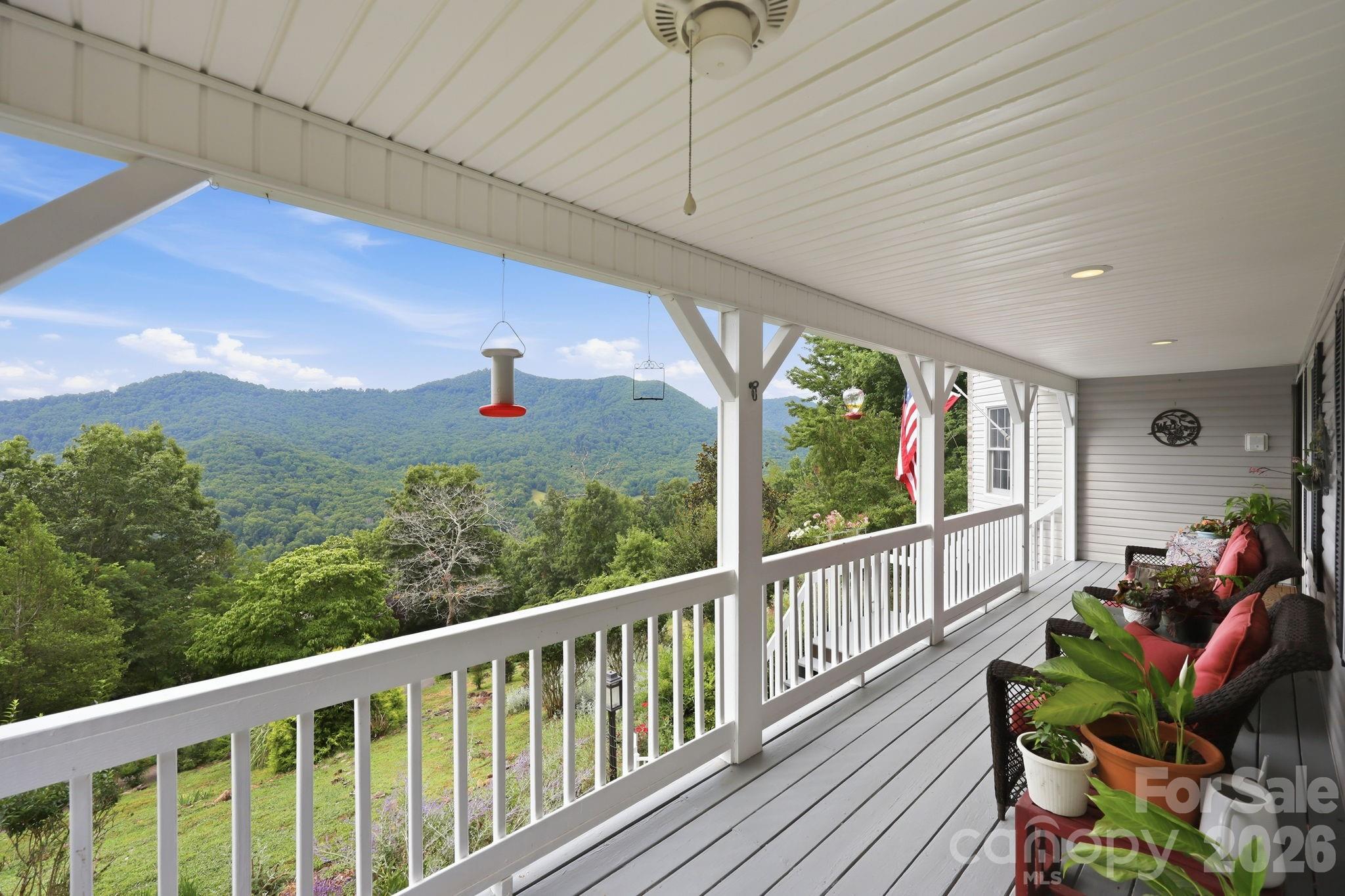 241 Alta Vista Drive Property Photo 8