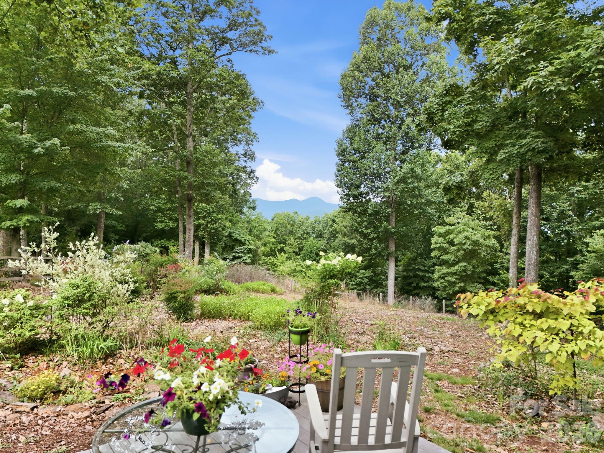 241 Alta Vista Drive Property Photo 37