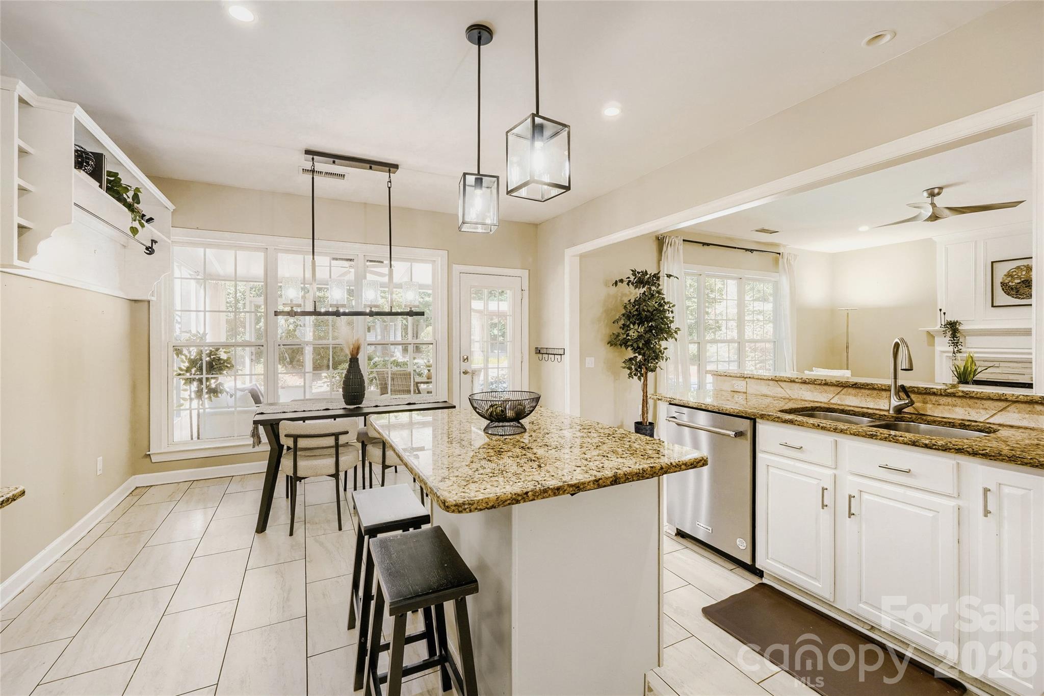 10701 Pomerane Place Property Photo 17