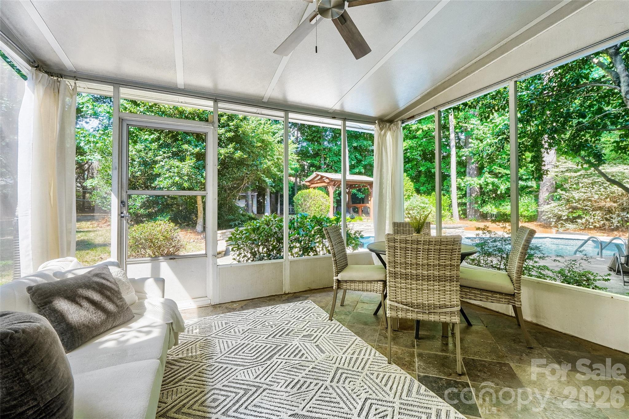 10701 Pomerane Place Property Photo 23